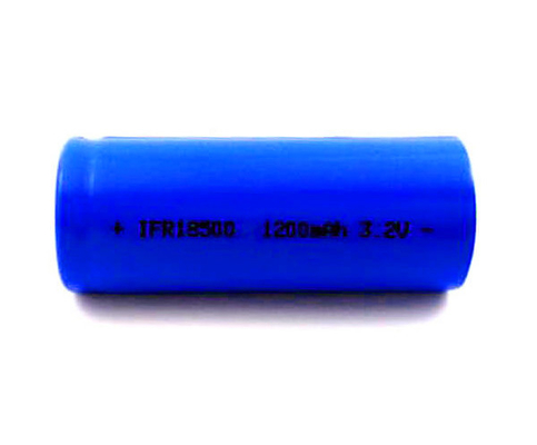 Le cellule cilindriche LiFePO4 escono il pacchetto leggero 18500 3.2V 1200mAh della batteria